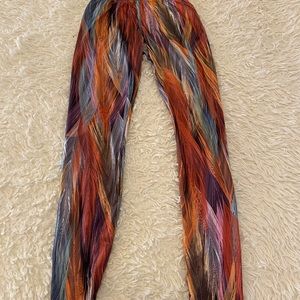 Feather print leggings